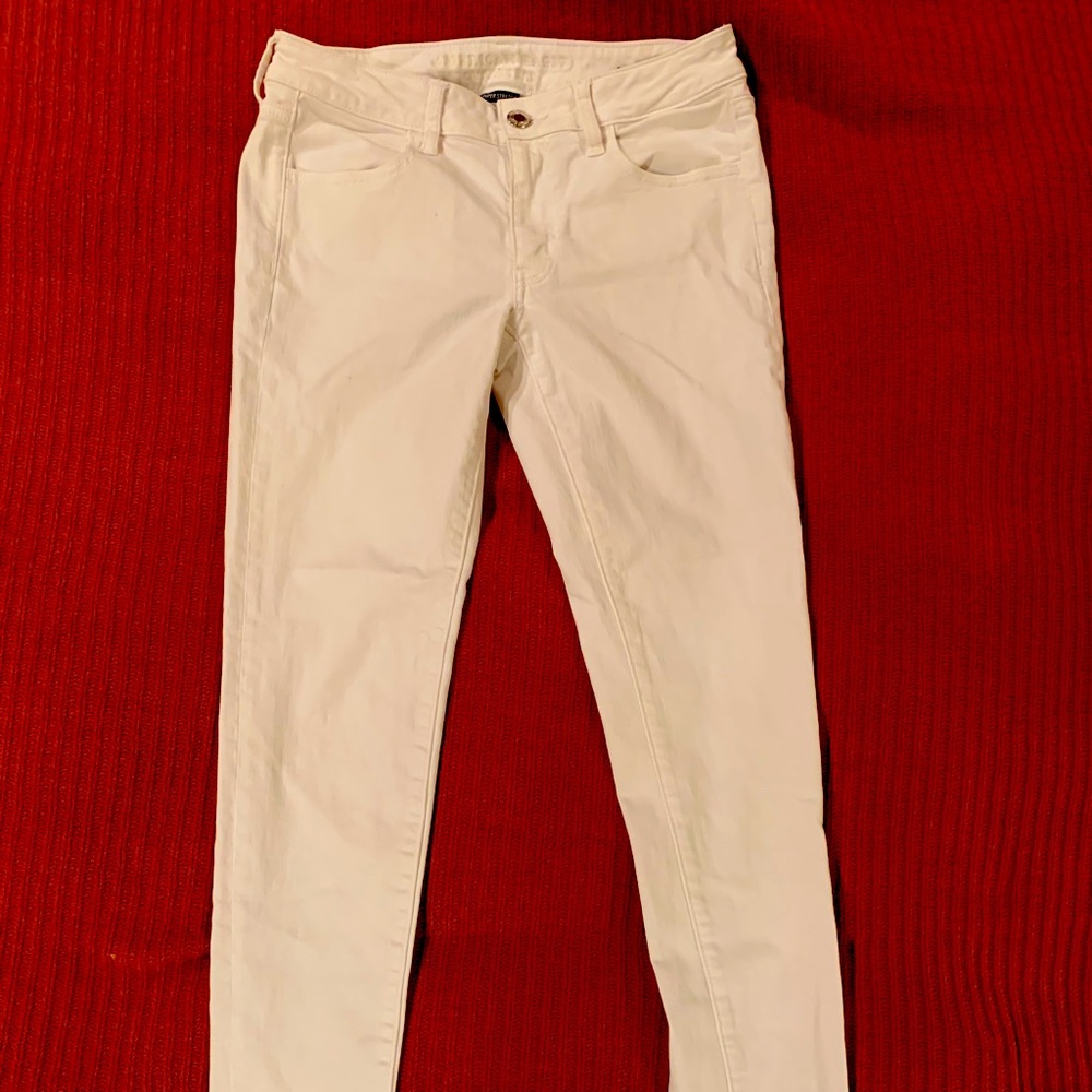 American Eagle white jegging!